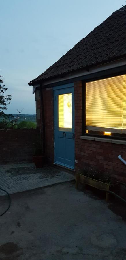 The Hayloft Villa Glastonbury Bagian luar foto